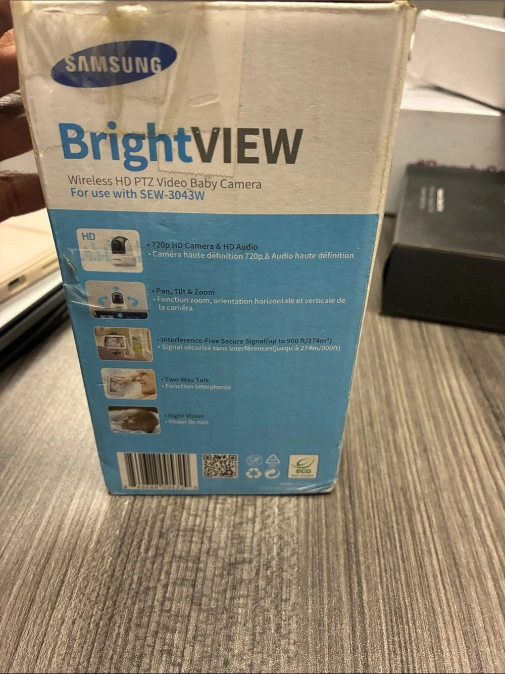 Samsung White and Black Wireless HD PTZ Baby Monitor Camera
